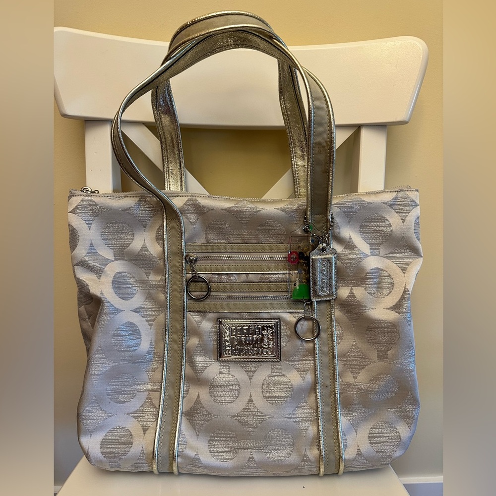 Coach sliver shoulder bag